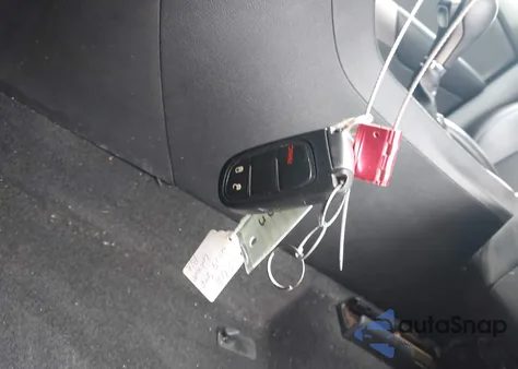 2019 Jeep Cherokee Latitude Plus Fwd from USA, damaged, VIN 1C4PJLLB1KD420467